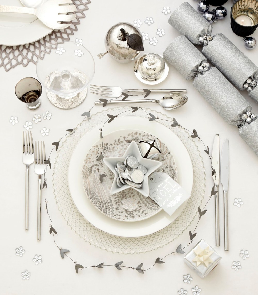 Place settings silver