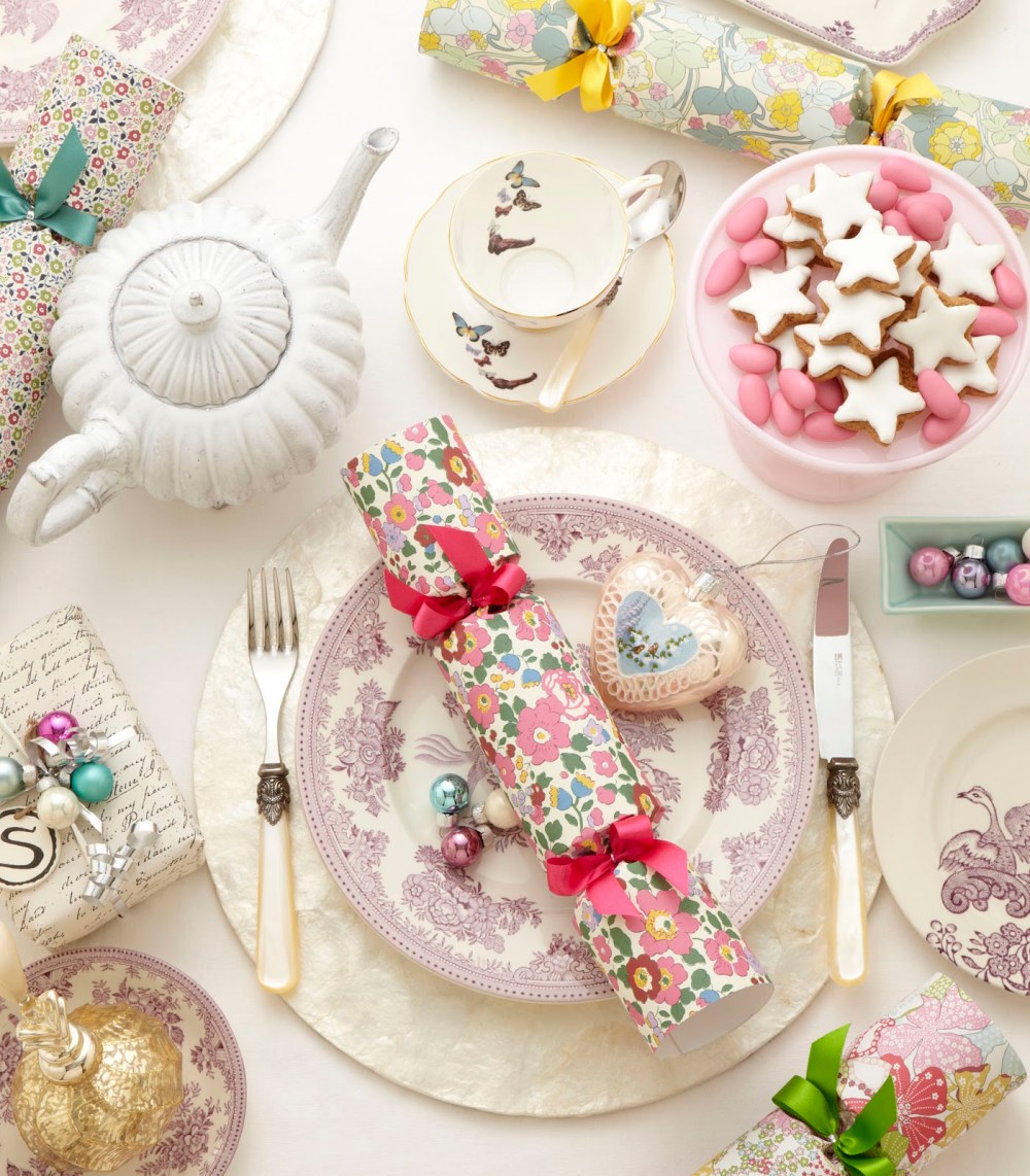 Place settings vintage